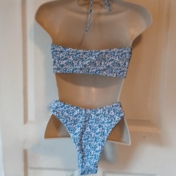 WDIRARA Women's 2 Piece Bandeau Floral Swimsuit Size Medium NWOT - Picture 3 of 7